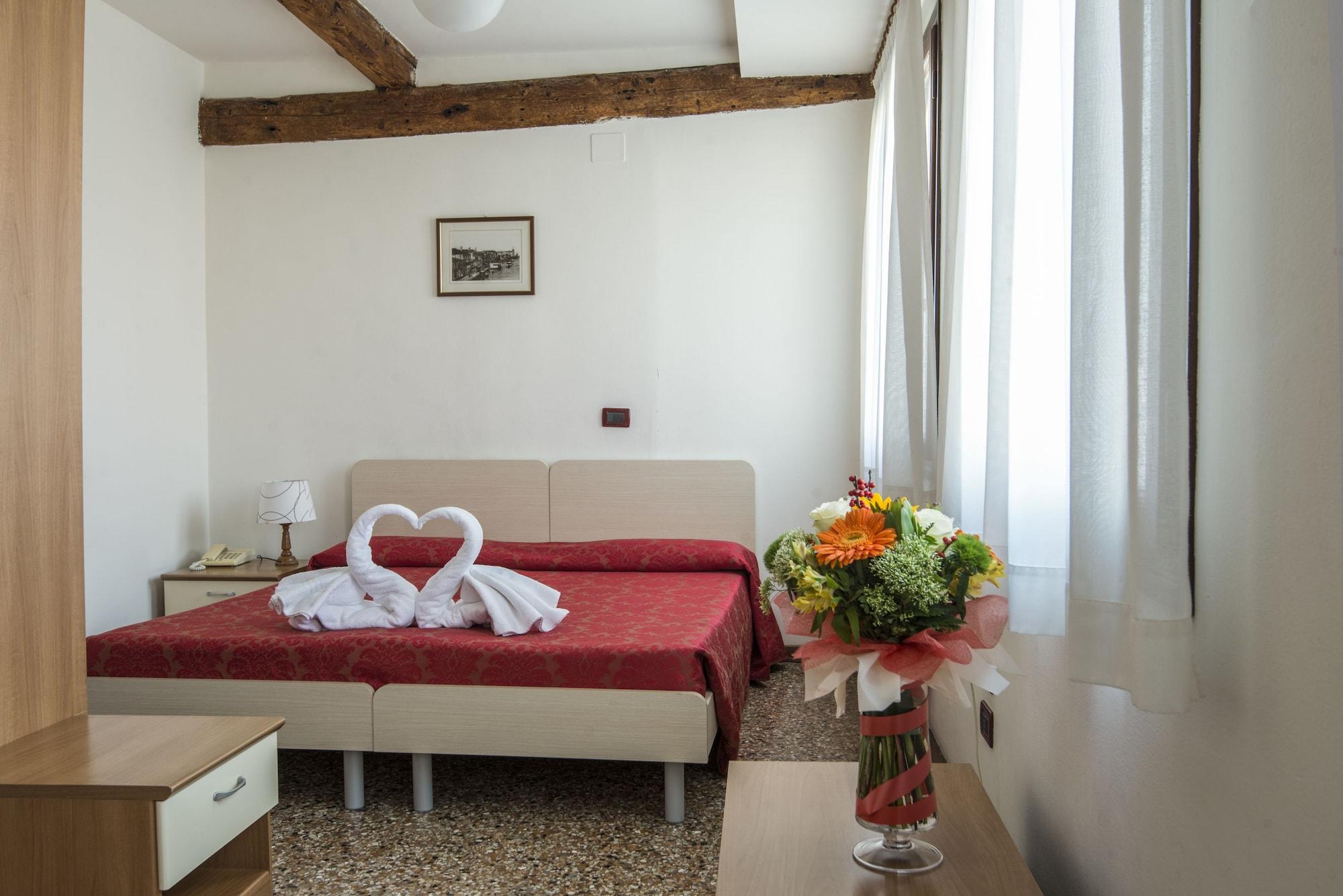 Casa Sant'Andrea Bed & Breakfast Veneţia Exterior foto