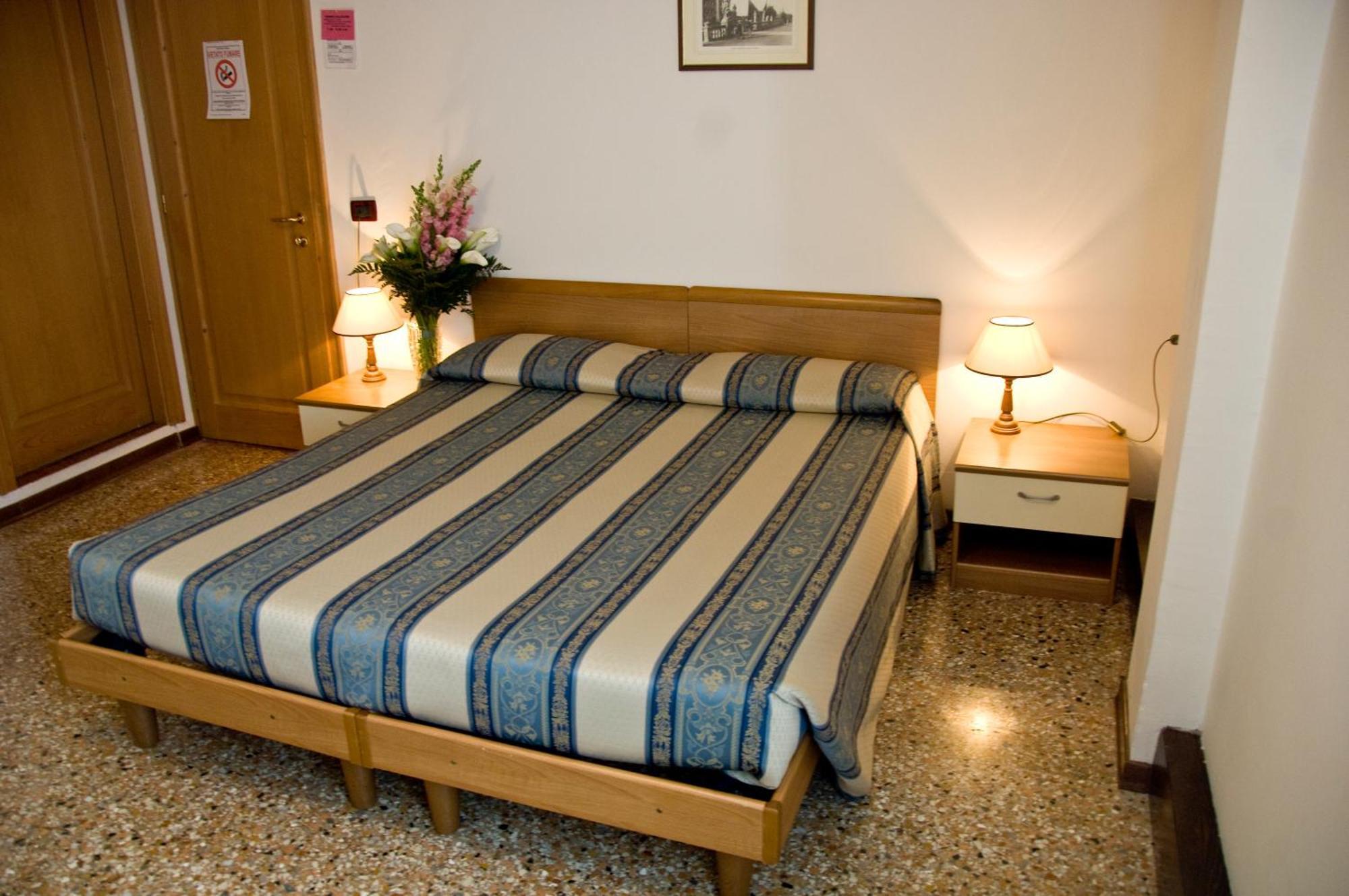 Casa Sant'Andrea Bed & Breakfast Veneţia Exterior foto