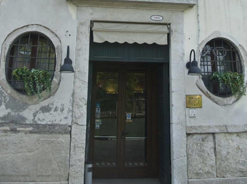 Casa Sant'Andrea Bed & Breakfast Veneţia Exterior foto